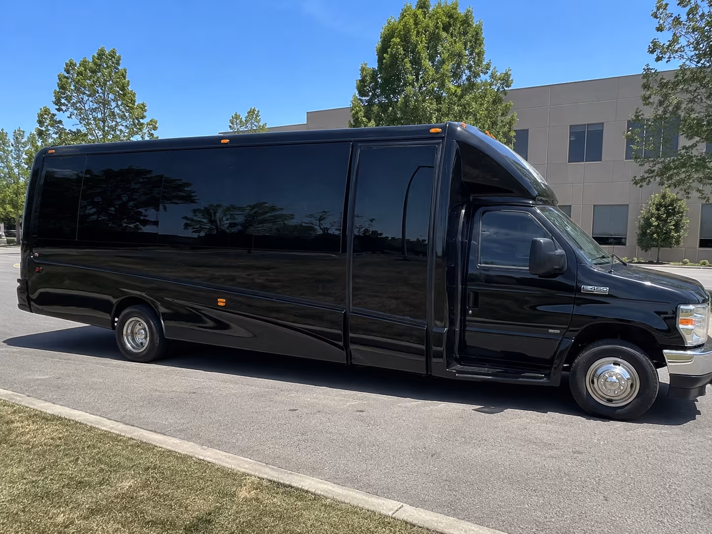 rent a vacaville prom party bus or charter bus today
